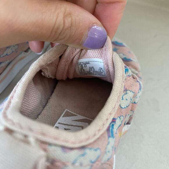 Vans Unicorn Toddler Girls Shoes Sneakers Size 6 Pink Rainbows - Picture 2 of 5